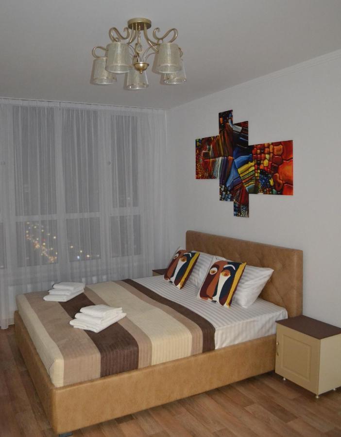 In The Sky Apartment Kyiv Exterior photo