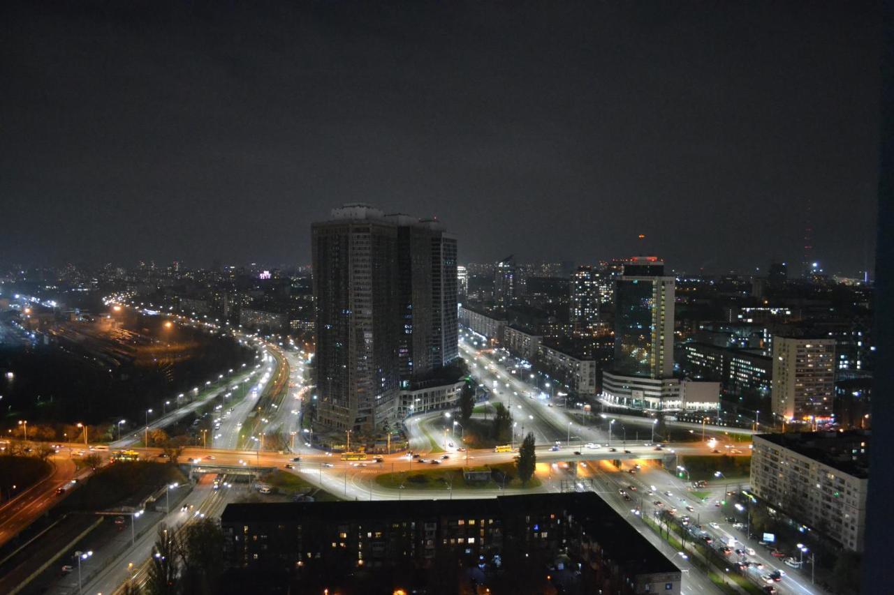 In The Sky Apartment Kyiv Exterior photo