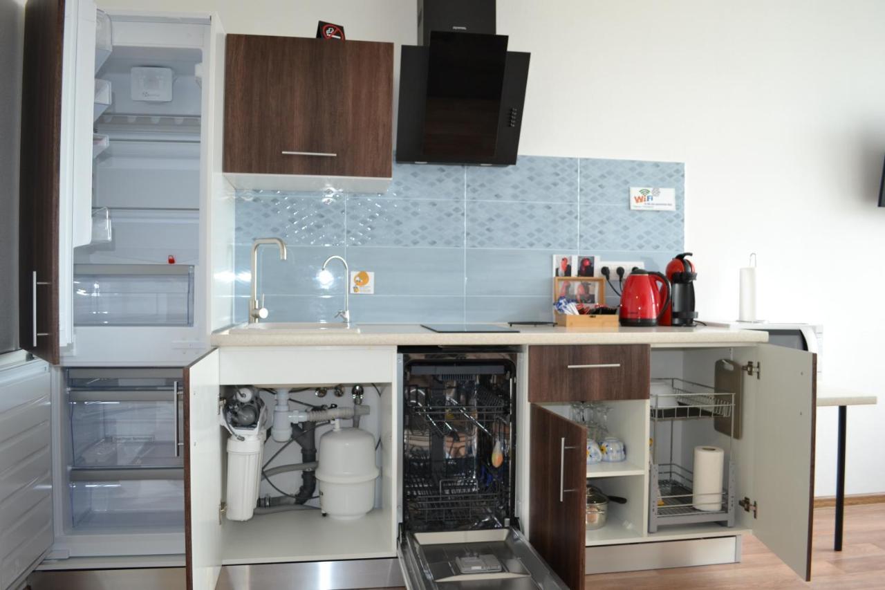 In The Sky Apartment Kyiv Exterior photo