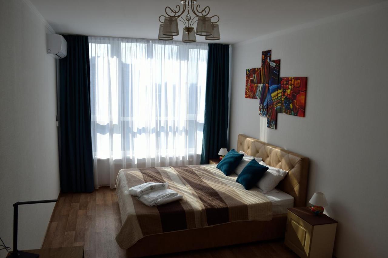 In The Sky Apartment Kyiv Exterior photo